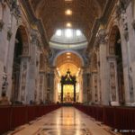 Foto della navata di San Pietro di Roma