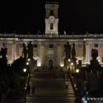 La Place du Capitole de nuit à Rome