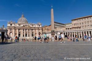 Photo de la Place Saint-Pierre à Rome