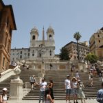 Photo de la Place d'Espagne et des escaliers espagnols à Rome