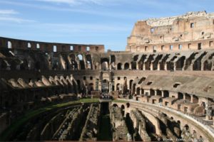 Foto del interno del Colosseo