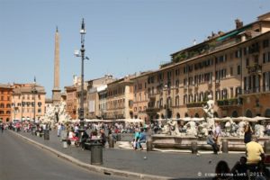 Place Navone: vue générale