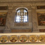 Frise avec les médaillons des papes dans la Basilique Saint-Paul hors les murs à Rome