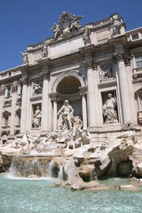 Photo of the Trevi fountain