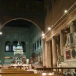Photo de l'intérieur de la basilqiue Saint-Laurent hors les murs à Rome