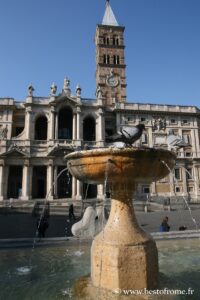 Basilique Sainte-Marie Majeure, place et fontaine