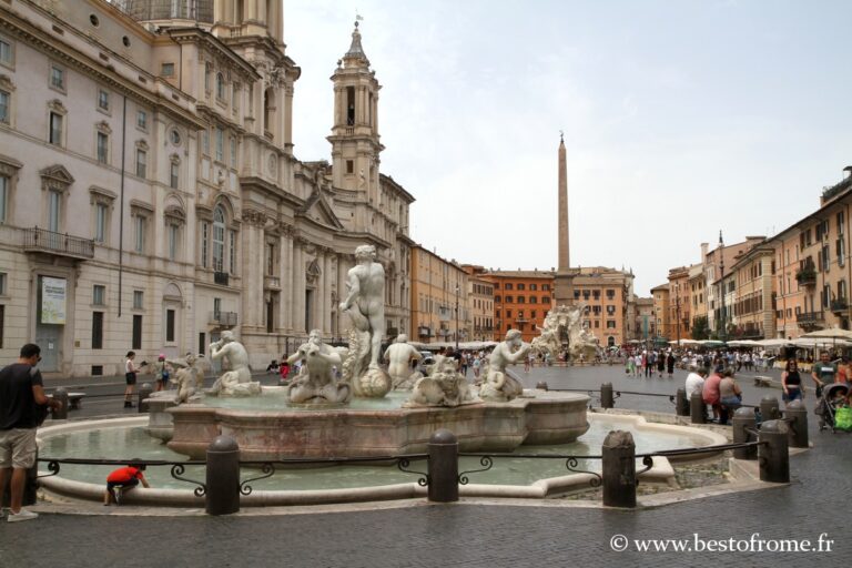 Main Square In Roma Squares of Rome - Rome Visit