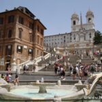 Place d'Espagne à Rome avec la Trinité des Monts