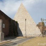 pyramide de Caius Cestius à Rome