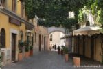 Via dell’Arco di San Callisto dans le Trastevere