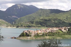 Foto di Colle di Tora, Lago del Turano