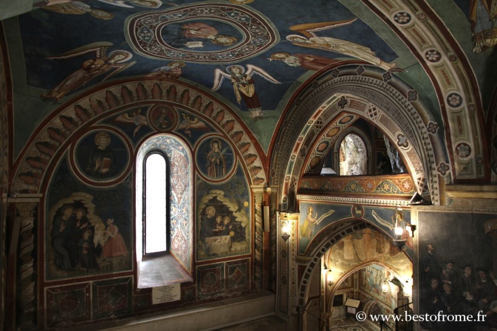 Photo de l'église inférieure du monastère saint-benoit à Subiaco