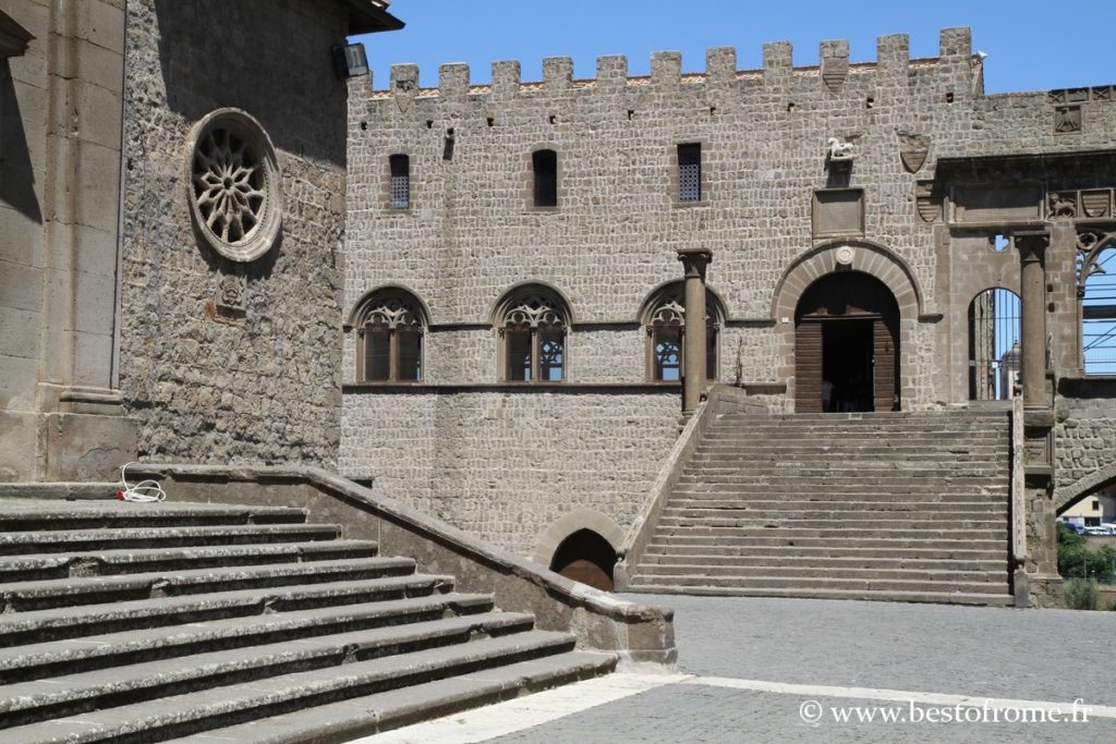 viterbo-palazzo-dei-papi_3155