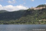 Lac de Nemi dans les Castelli