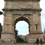 Arc de Titus sur le Forum romain de Rome