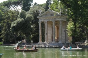 Giardino del Lago dans la Villa Borghese à Rome
