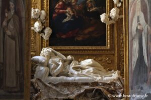 Ekstase der Beata Ludovica von Bernini in der Kirche San Francesco a Ripa in Rom