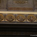 Medaillons der Päpste in San Paolo fuori le Mura in Rom