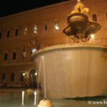 Place Farnèse à Rome
