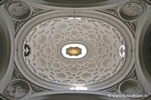 Kuppel des San Carlo alle Quattro Fontane in Rom