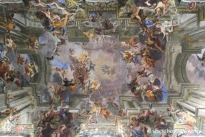 Fresken des Gewölbes von Sant'Ignazio di Loyola in Rom