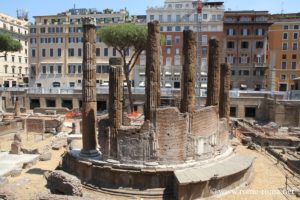 Foto del Santuario di Largo Argentina a Roma