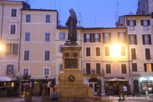 Campo de' Fiori et statue de Giordano Bruno à Rome