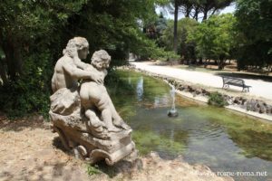 Fontaine de la Villa Sciarra à Rome